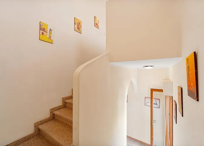 Konukevi Valparaiso Casa 3*